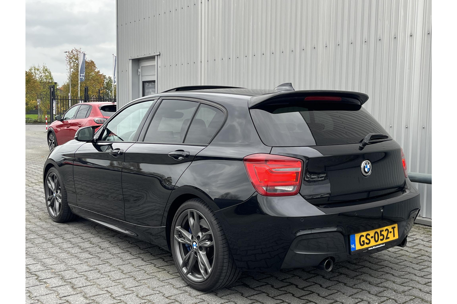 BMW 1-serie M135i High Executive*NAVI*DAKJE*CAM*LEER*KEYLESS*